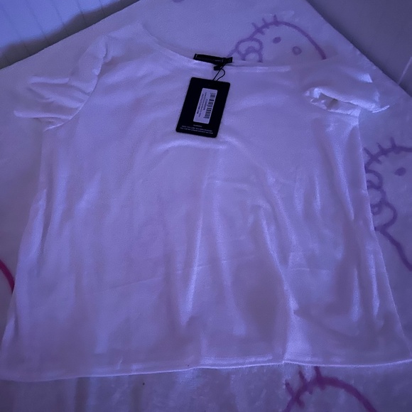 NWT Pretty Little Thing Pajama Set - Picture 2 of 4